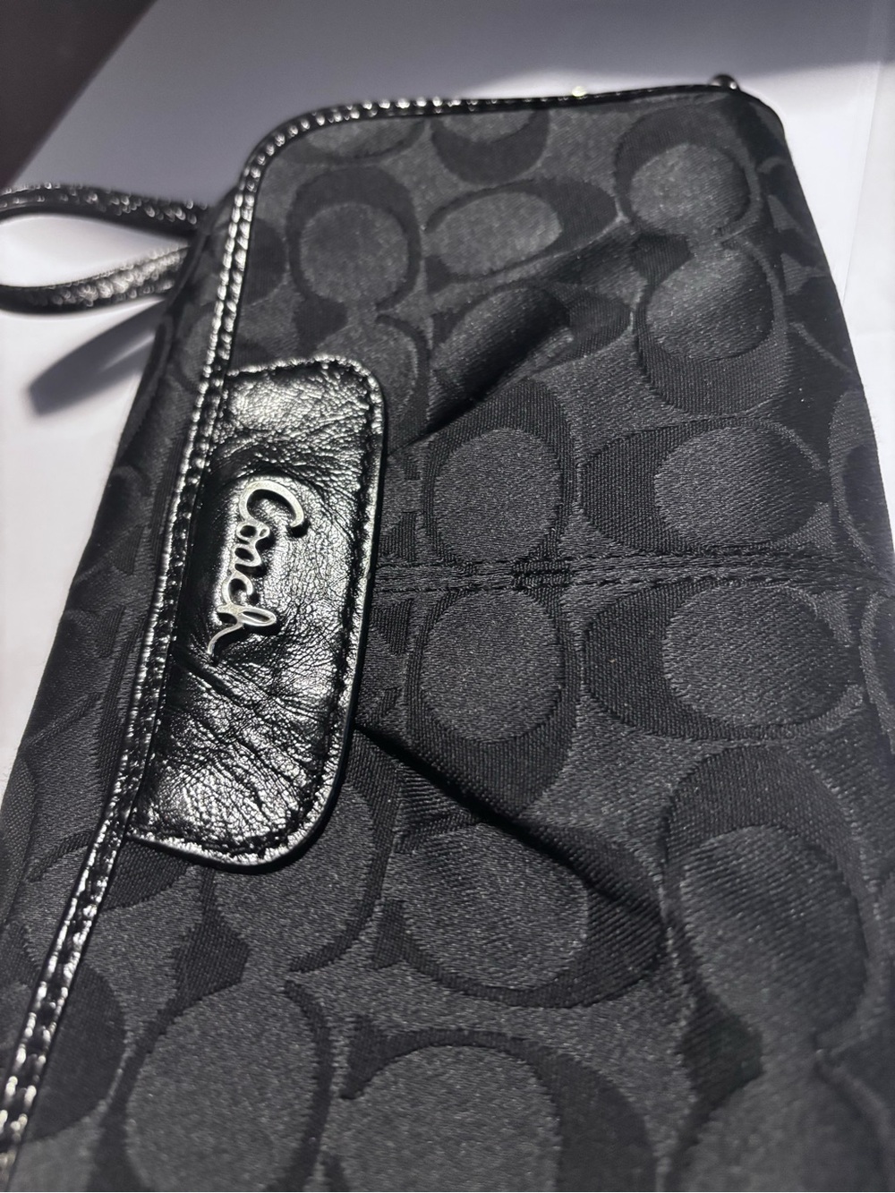 Coach Y2K Black Signature C Set - Chelsea Ashlyn & Matching Wristlet Bundle - Picture 7 of 12